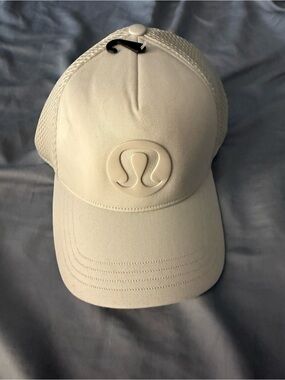 lululemon white adjustable mesh cap